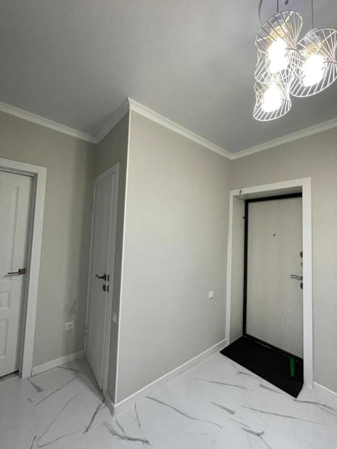 Apartment In Street Toktogula 77 Bisjkek Eksteriør bilde